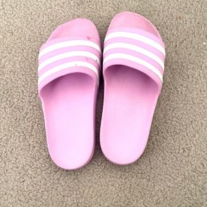 Adidas size 7 Slide ons